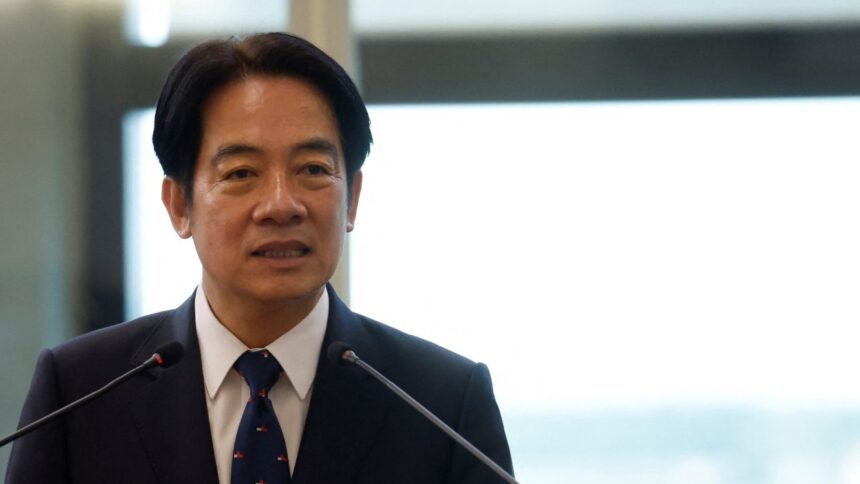 Taiwan Vice President leaves for US