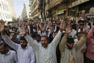 Pakistan Struggle with Backward push